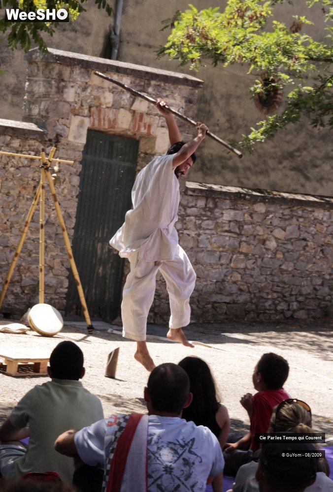 11/34 photos du spectacle Johan Padan à la découverte des Amériques