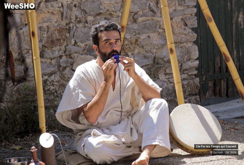 13/34 photos du spectacle Johan Padan à la découverte des Amériques