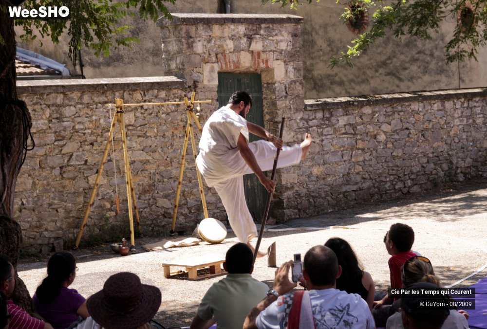 29/34 photos du spectacle Johan Padan à la découverte des Amériques