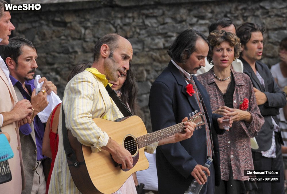 12/45 photos du spectacle La Noce