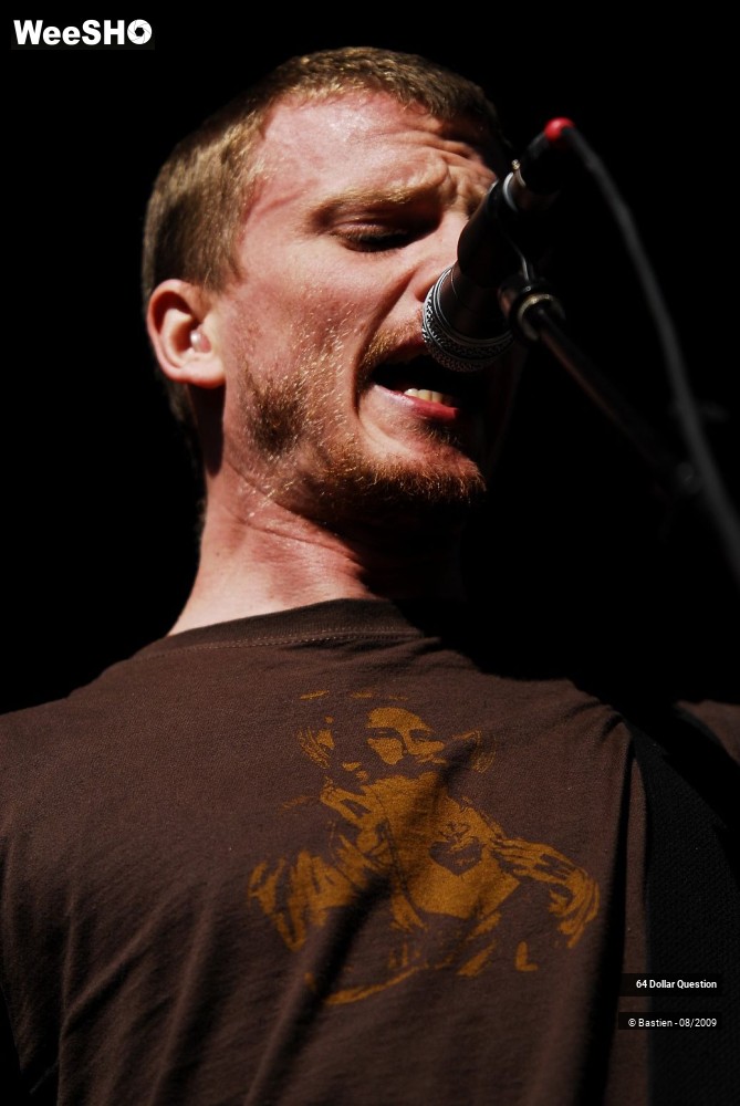 2/64 photos du spectacle 64 Dollar Question