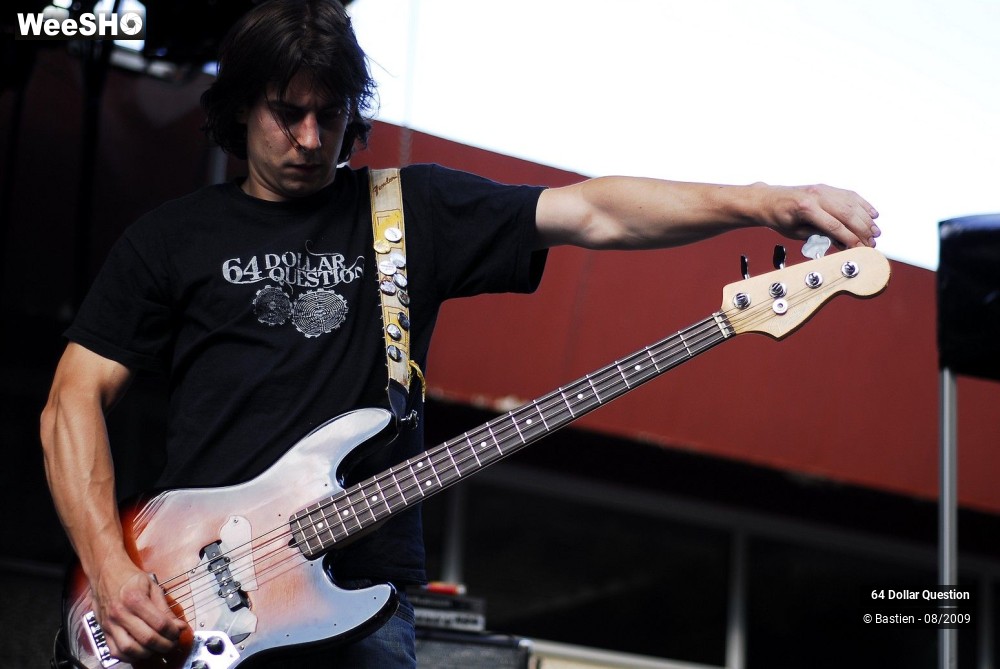 59/64 photos du spectacle 64 Dollar Question