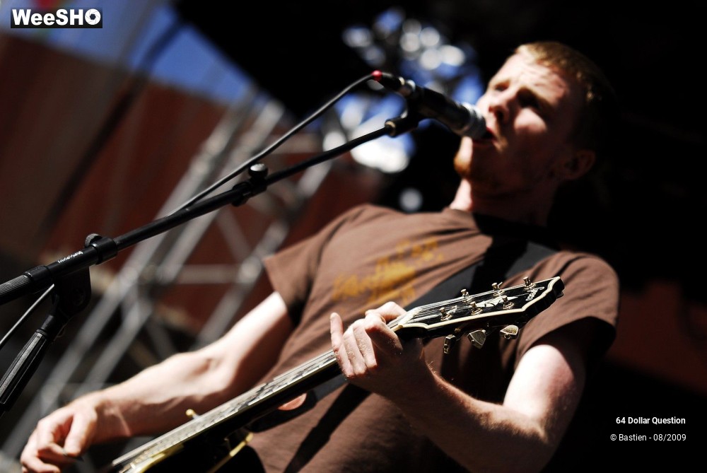 62/64 photos du spectacle 64 Dollar Question