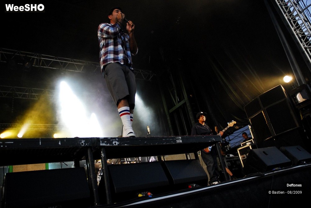 27/38 photos du spectacle Deftones