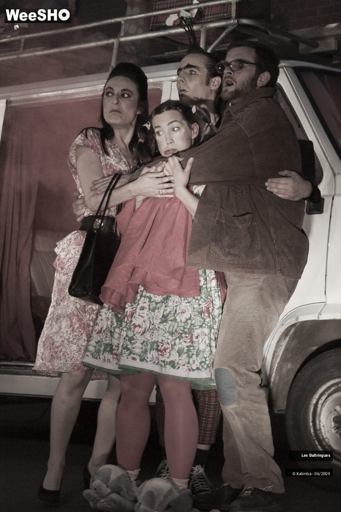 9/50 photos du spectacle La famille Baltringues 1