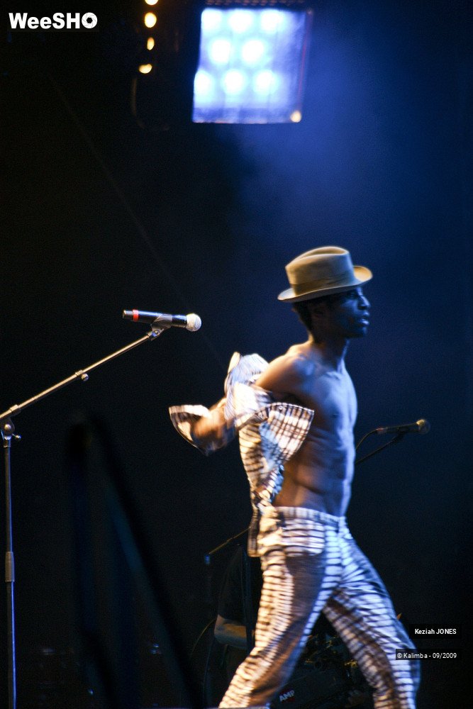 2/47 photos du spectacle Keziah Jones