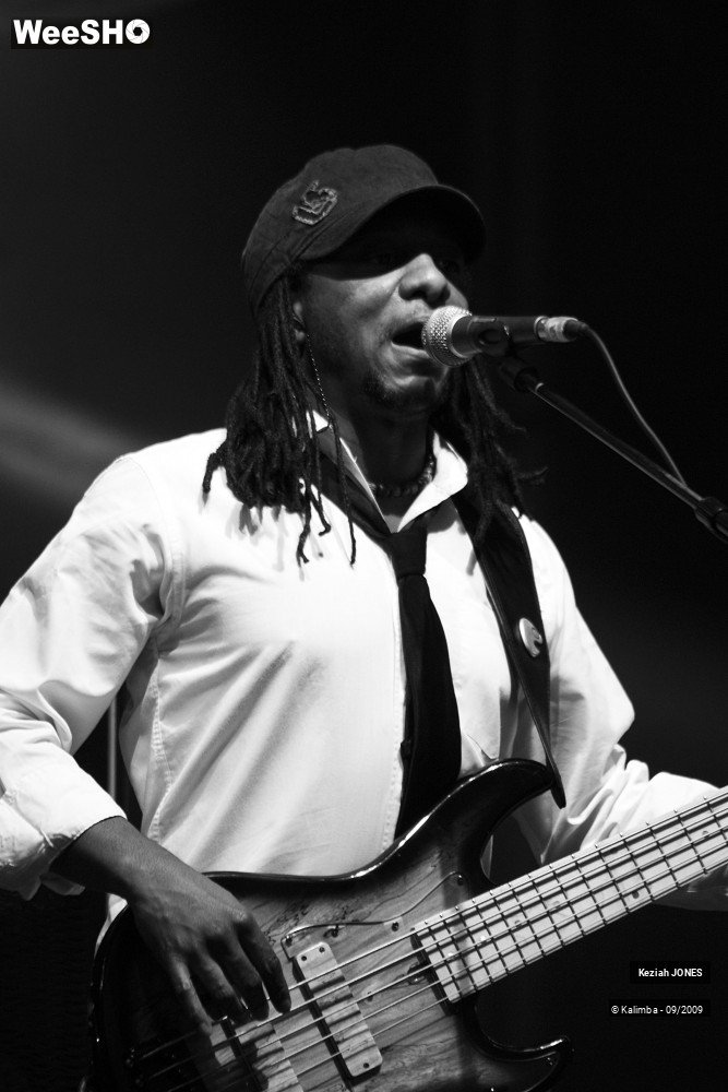 9/47 photos du spectacle Keziah Jones