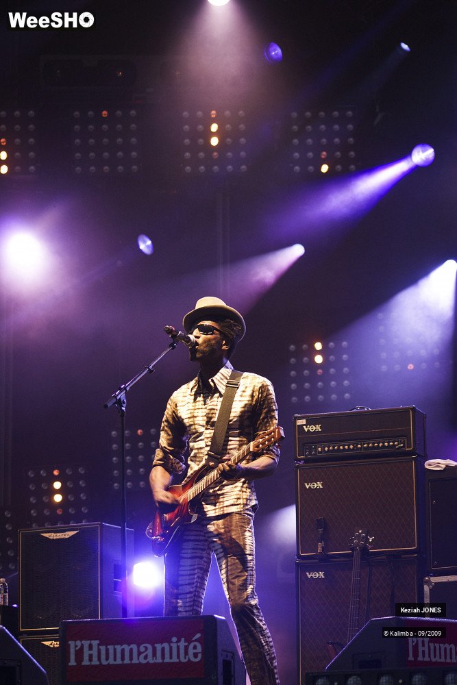 12/47 photos du spectacle Keziah Jones