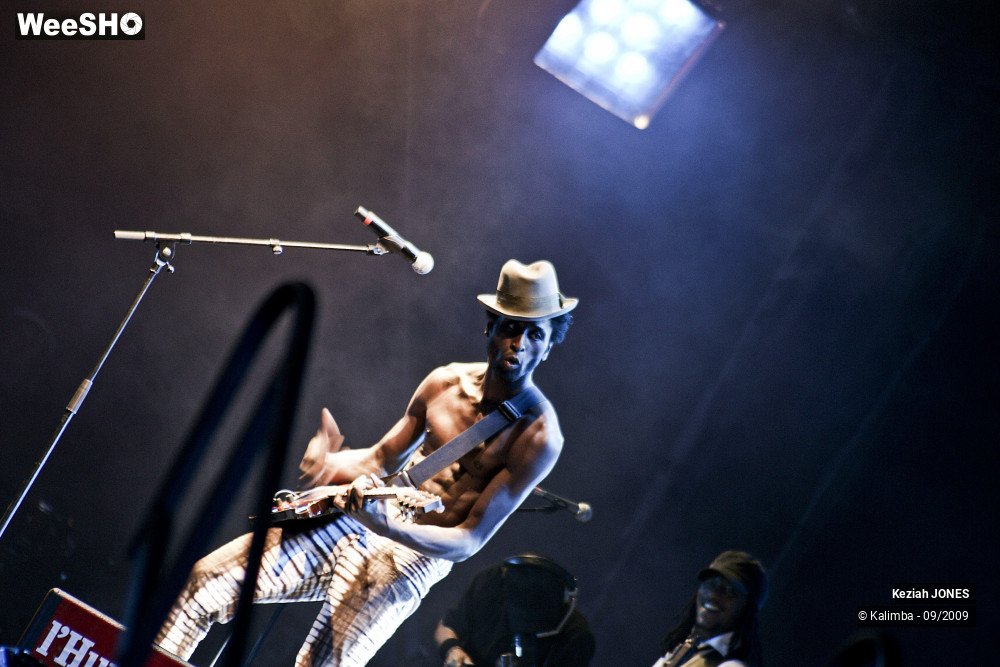 27/47 photos du spectacle Keziah Jones