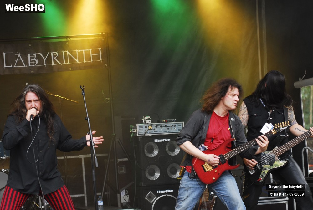 22/23 photos du spectacle Beyond the Labyrinth