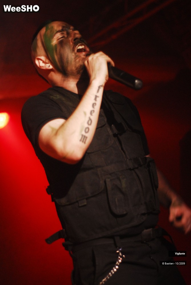 16/39 photos du spectacle Vigilante