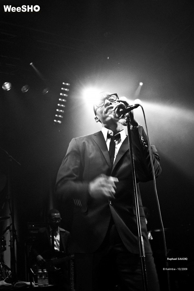 12/47 photos du spectacle Raphael SAADIQ