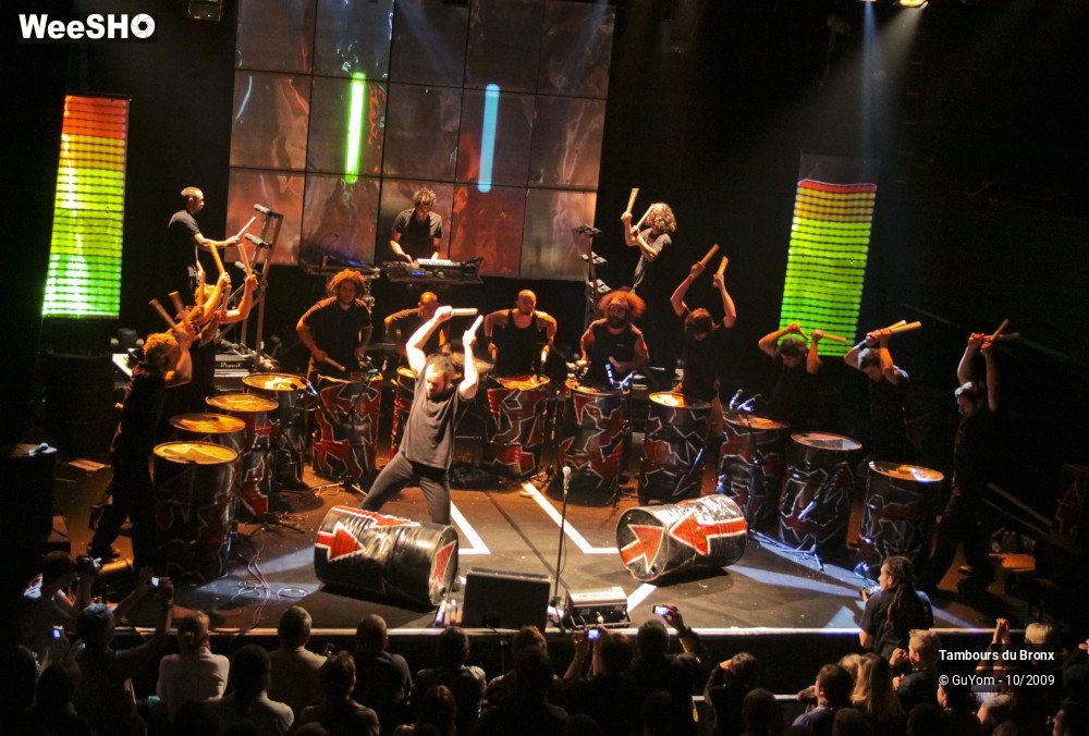 18/50 photos du spectacle Tambours du Bronx