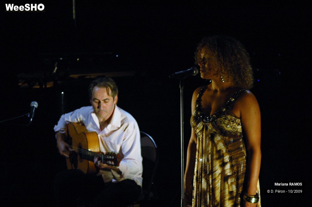 13/22 photos du spectacle Mariana RAMOS