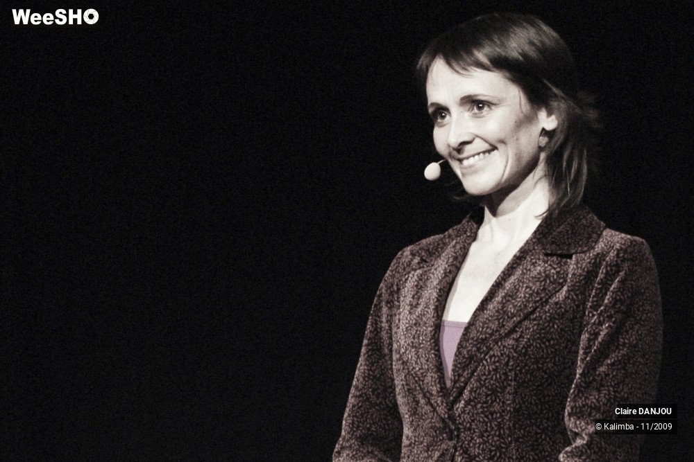 38/39 photos du spectacle Claire DANJOU