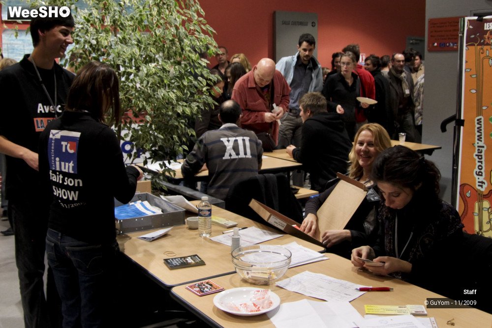 12/31 photos du spectacle La Prog d'Hiver Staff