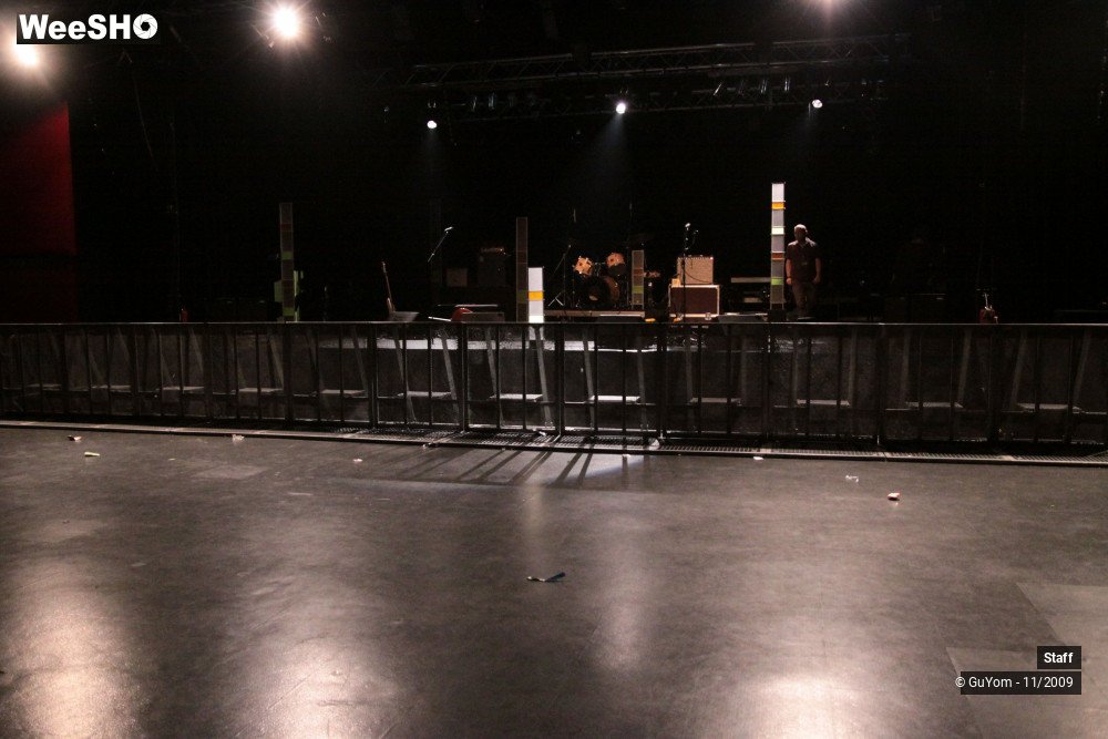 18/31 photos du spectacle La Prog d'Hiver Staff