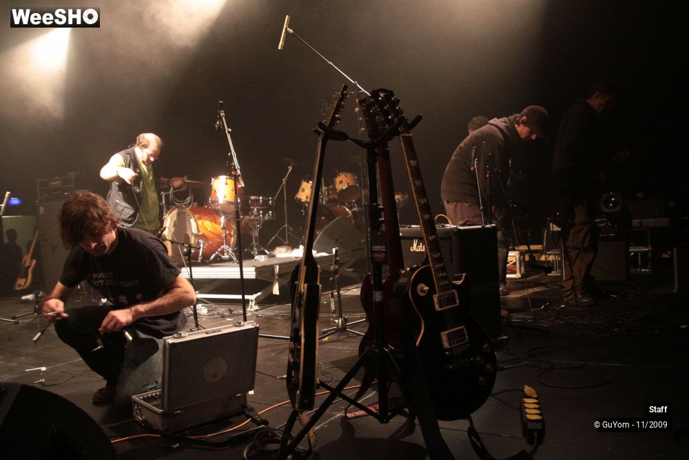 30/31 photos du spectacle La Prog d'Hiver Staff