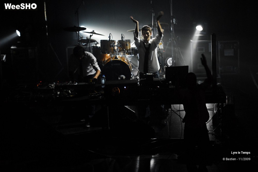20/38 photos du spectacle Lyre le temps