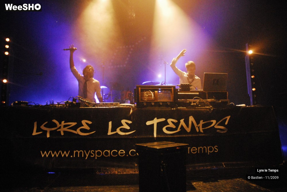 22/38 photos du spectacle Lyre le temps