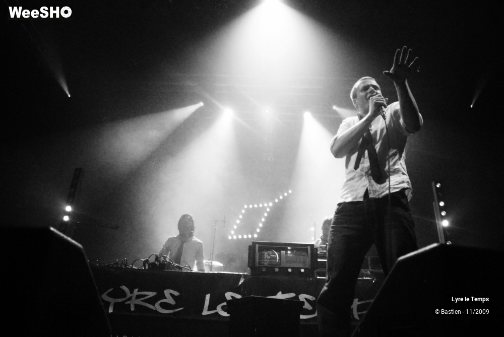 34/38 photos du spectacle Lyre le temps