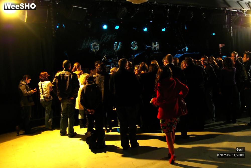 13/23 photos du spectacle Gush