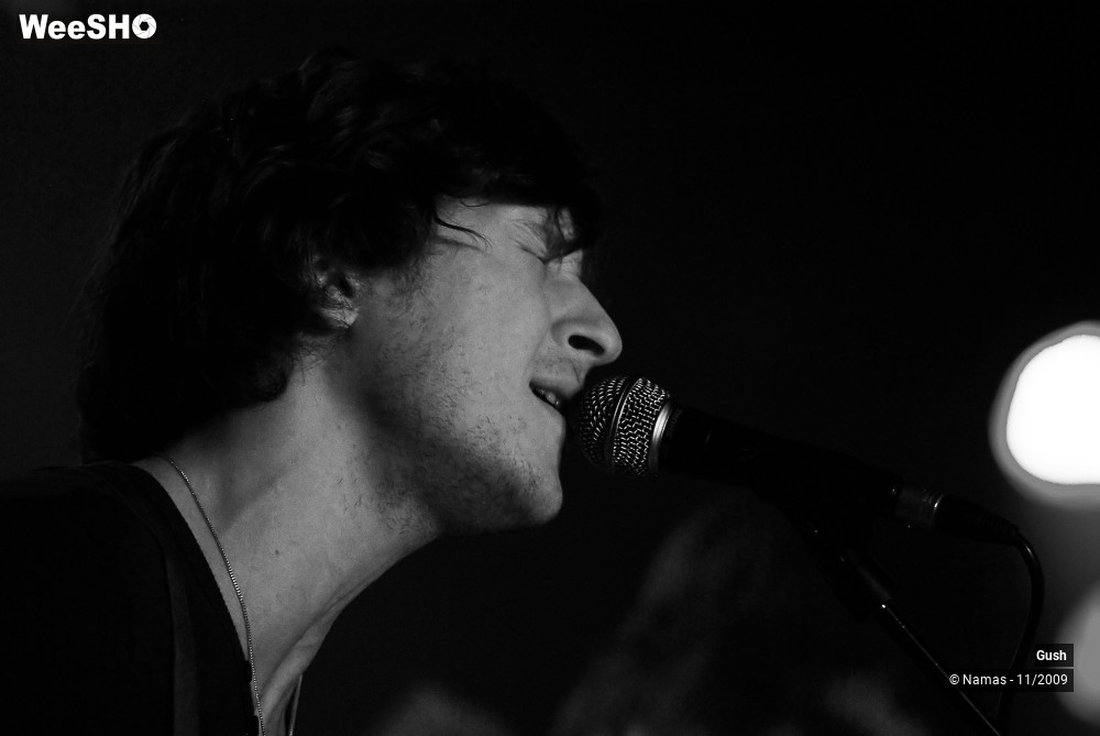 23/23 photos du spectacle Gush
