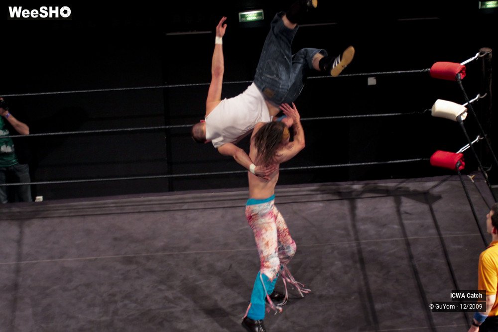 27/49 photos du spectacle ICWA Catch... Vu d'en Haut