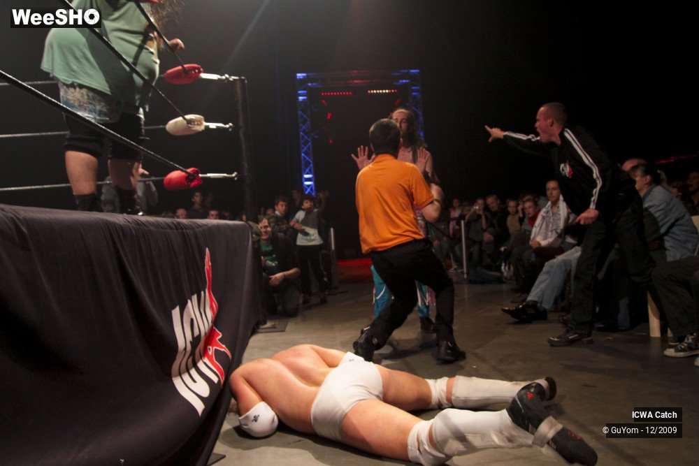 25/43 photos du spectacle ICWA Catch Ambiance