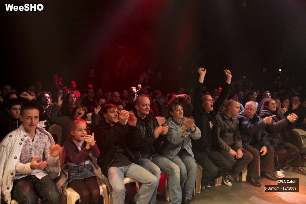 39/43 photos du spectacle ICWA Catch Ambiance