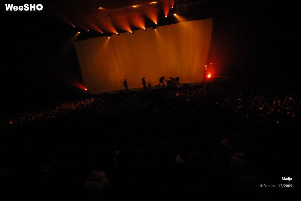 39/47 photos du spectacle Madjo