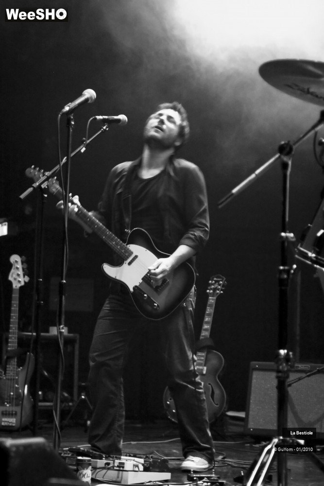 8/40 photos du spectacle La Bestiole