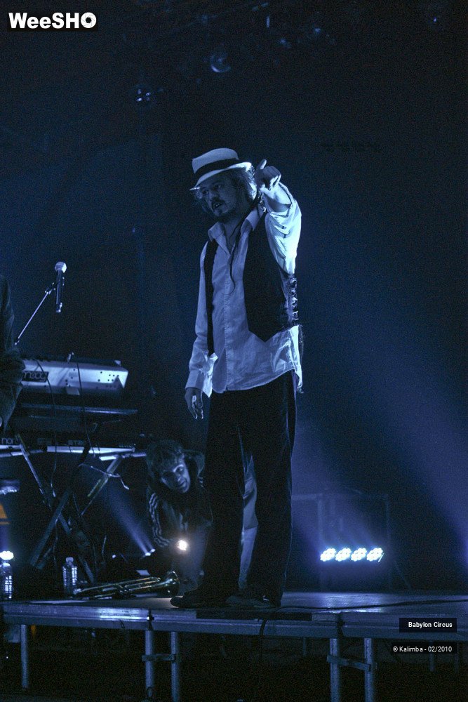 12/44 photos du spectacle Babylon Circus