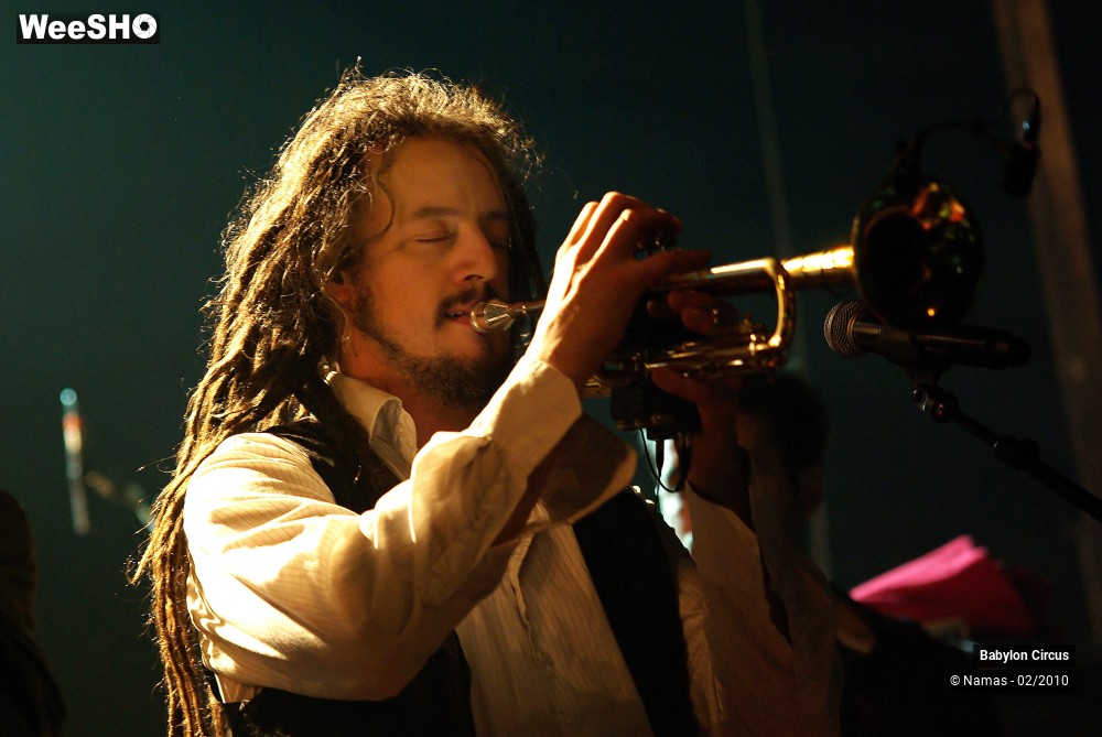 41/50 photos du spectacle Babylon Circus