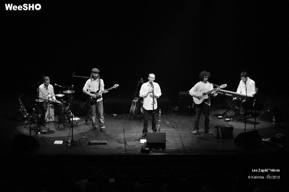 16/43 photos du spectacle Les Zap'Héros