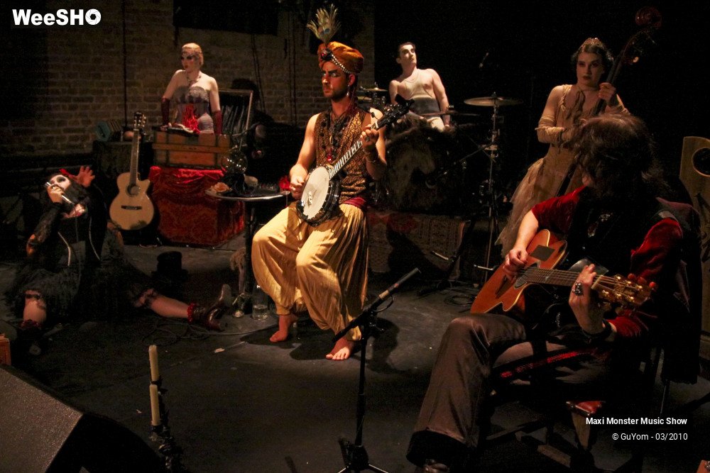 2/50 photos du spectacle Maxi Monster Music Show
