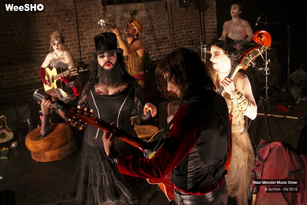 17/50 photos du spectacle Maxi Monster Music Show