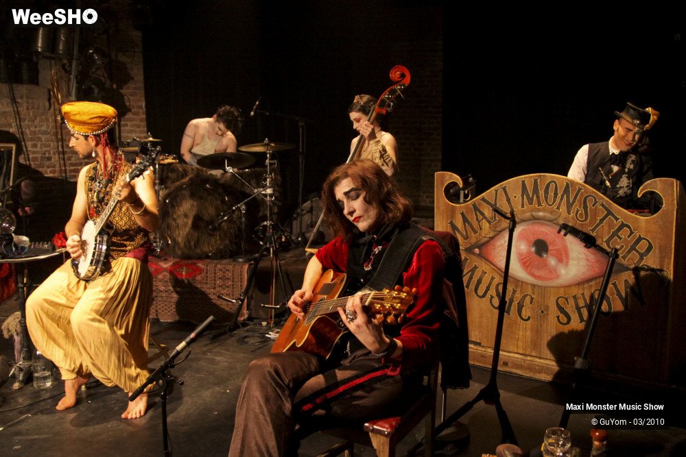 19/50 photos du spectacle Maxi Monster Music Show