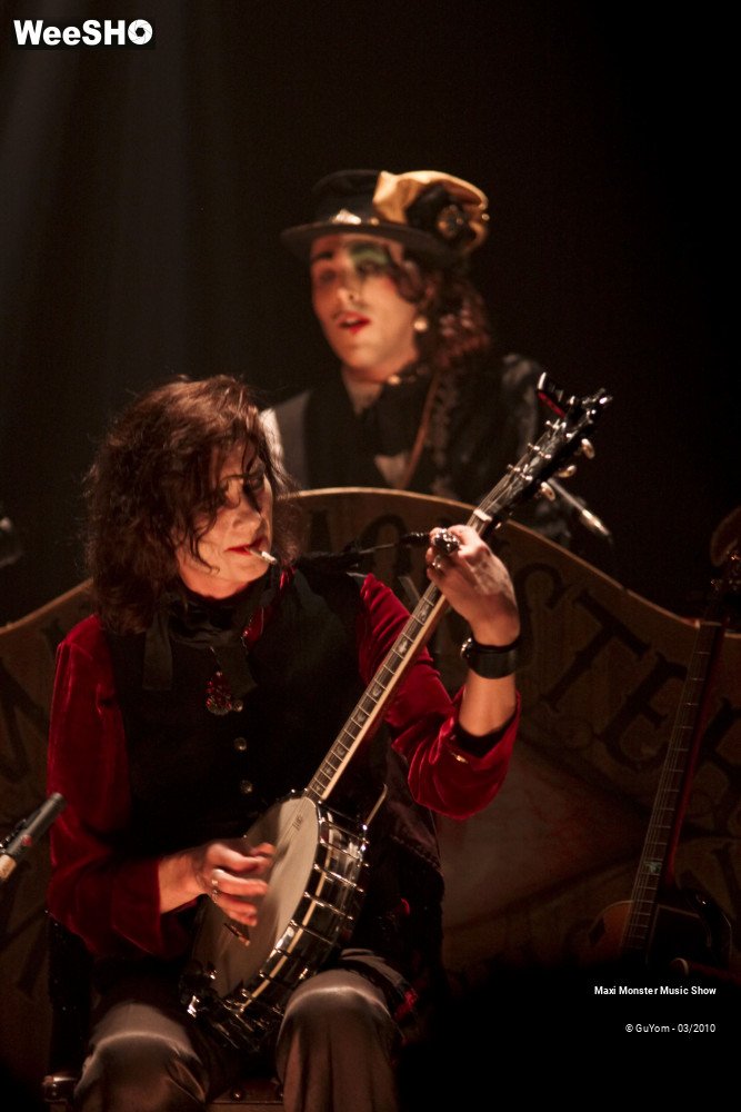 32/50 photos du spectacle Maxi Monster Music Show