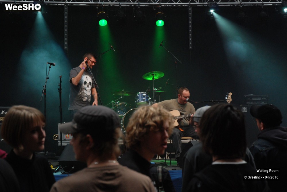 18/23 photos du spectacle Waiting Room