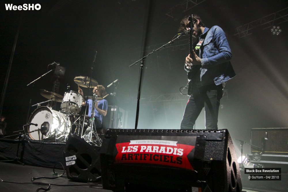 17/22 photos du spectacle Black Box Revelation