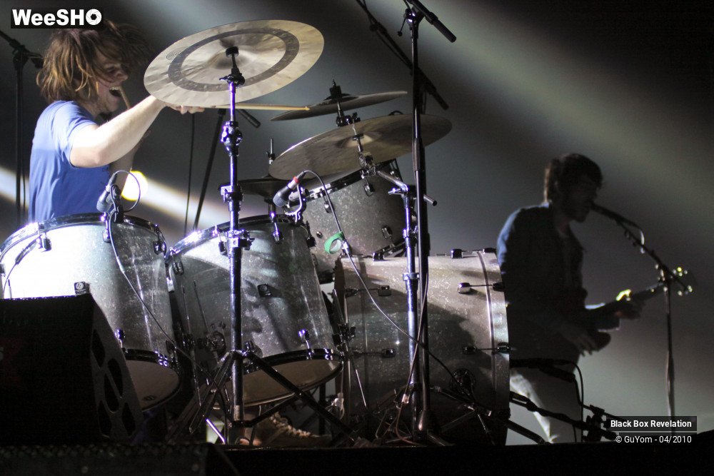 19/22 photos du spectacle Black Box Revelation