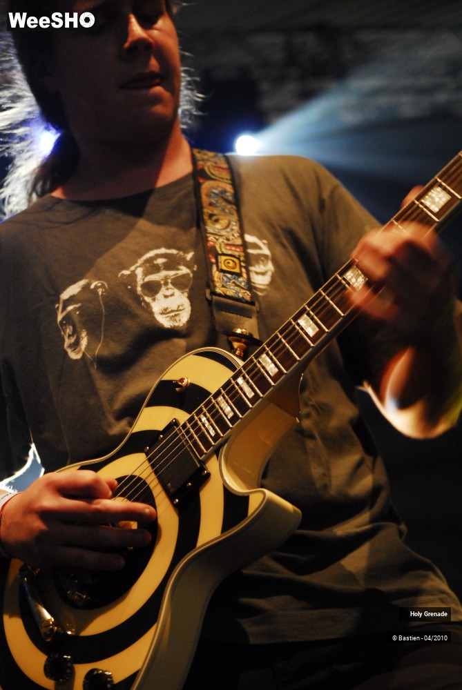 13/29 photos du spectacle Holy Grenade