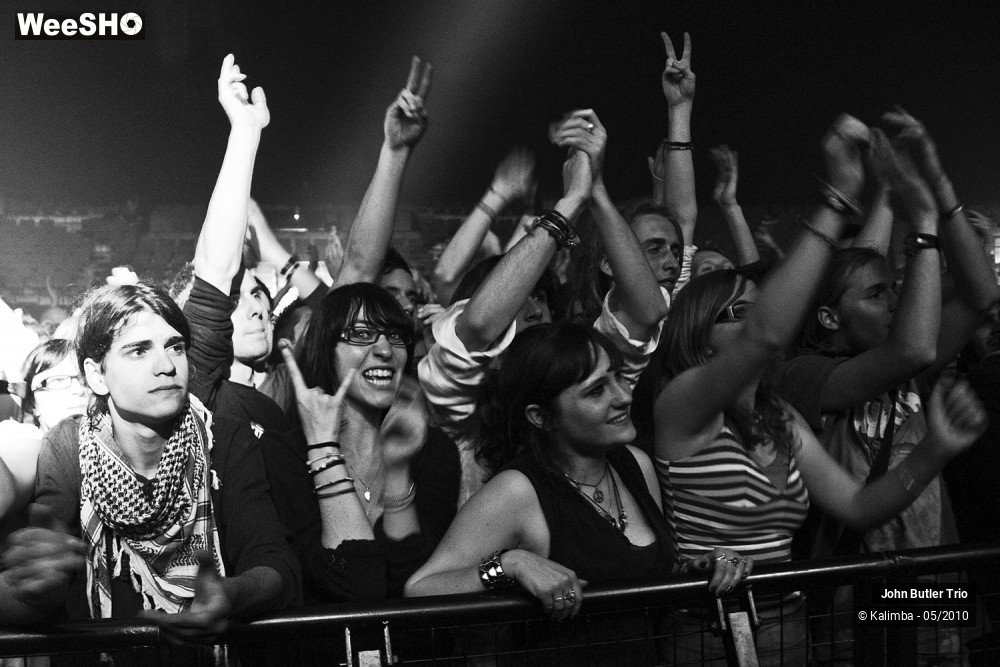 15/20 photos du spectacle John BUTLER Trio