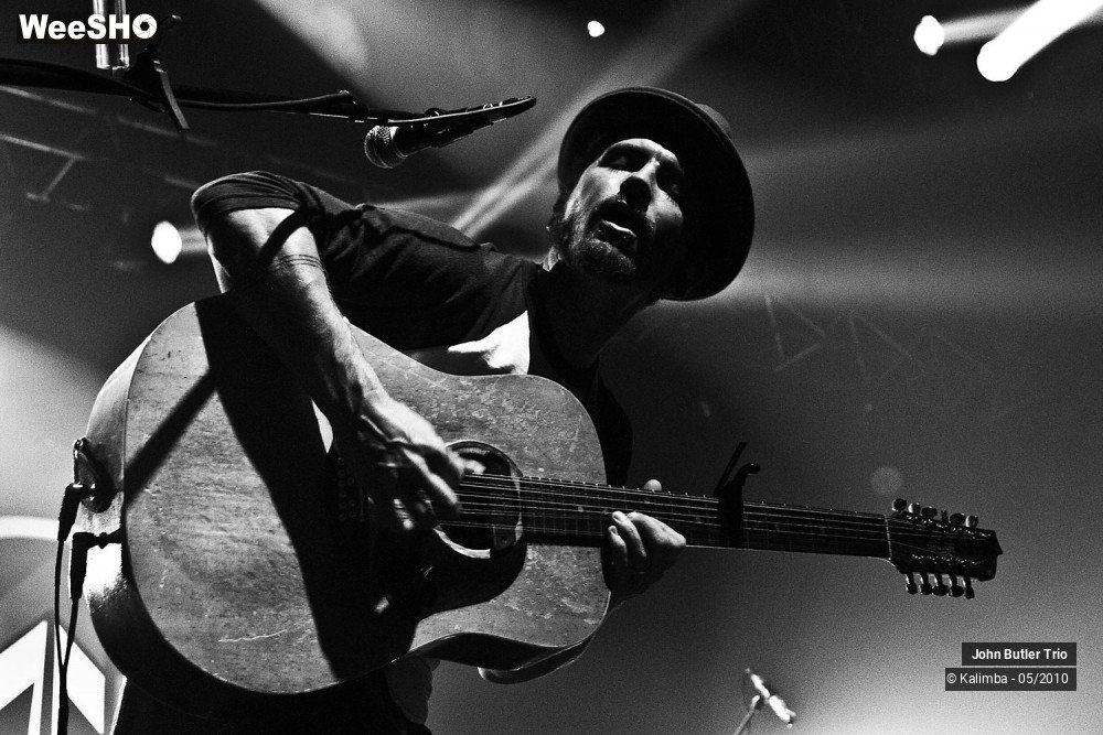 19/20 photos du spectacle John BUTLER Trio