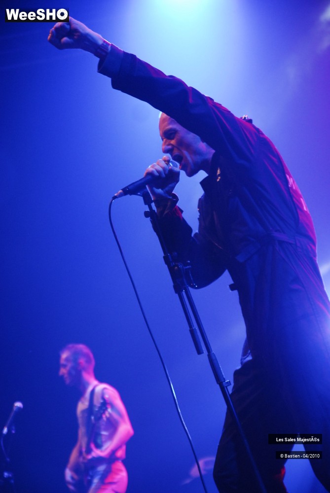 8/45 photos du spectacle Les Sales Majestées