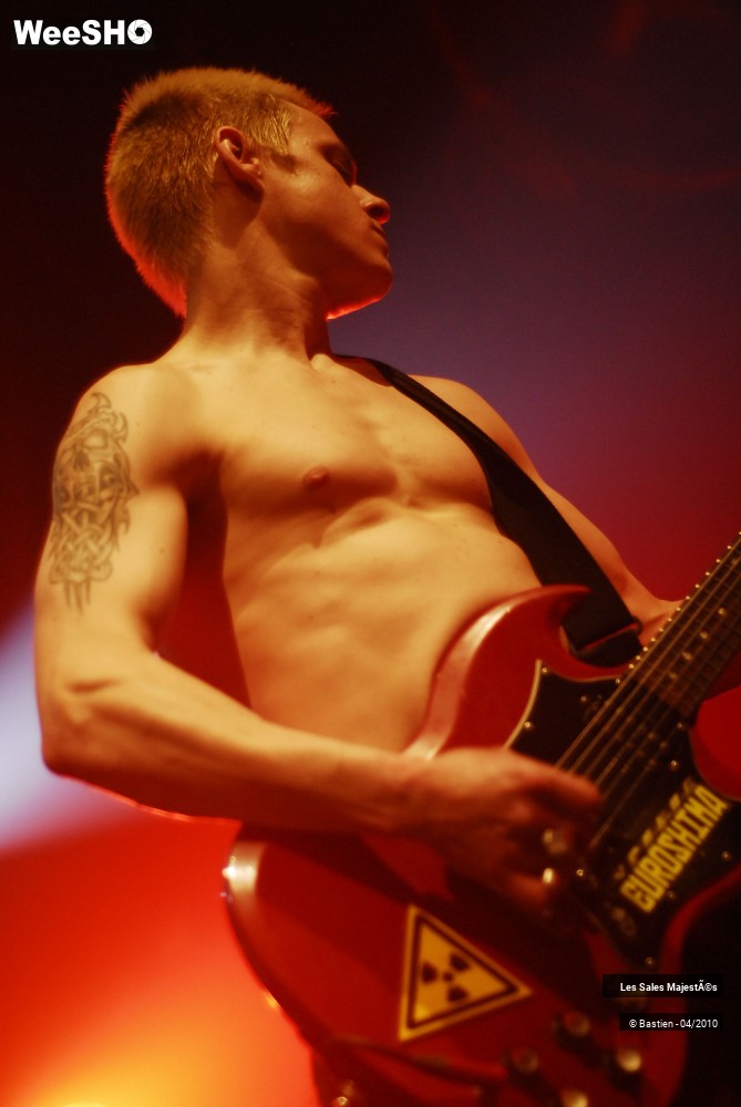 30/45 photos du spectacle Les Sales Majestées