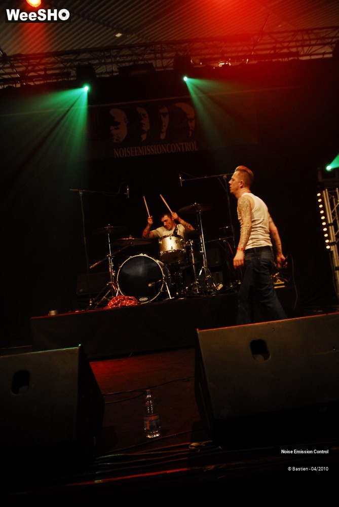 21/37 photos du spectacle Noise Emission Control