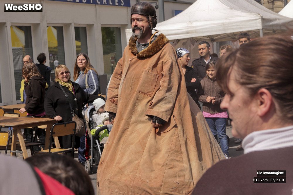 19/33 photos du spectacle Monsieur Culbuto