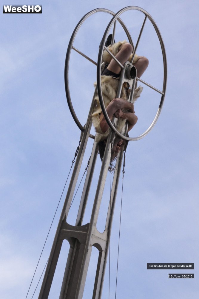 8/46 photos du spectacle La Roue de la Mort 1